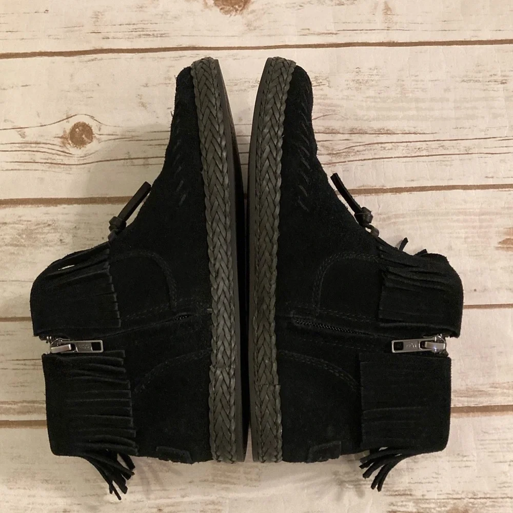 UGG Kennadi Fringe Ankle Moccasin Booties Black Suede Size 6.5